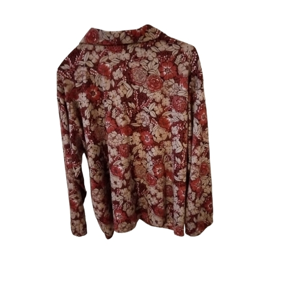 Queen Casuals Red & Tan Flower Design Peasant Style Plus Top with Tie Neck 18 - Picture 6 of 8